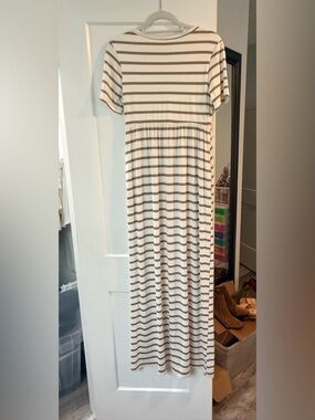 Striped Short Sleeve Maxi Dress in Cream and Tan